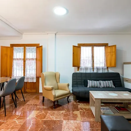 Holi-Rent Estrella Apartment Seville Exterior photo