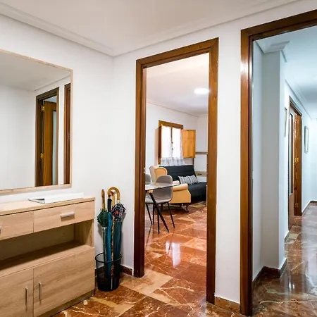Holi-Rent Estrella Apartment Seville Exterior photo