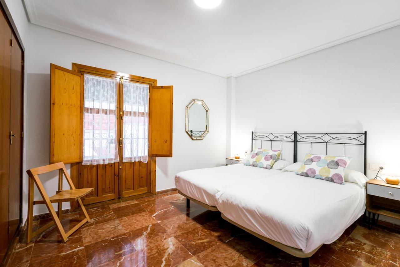 Holi-rent Estrella Apartment Sevilla